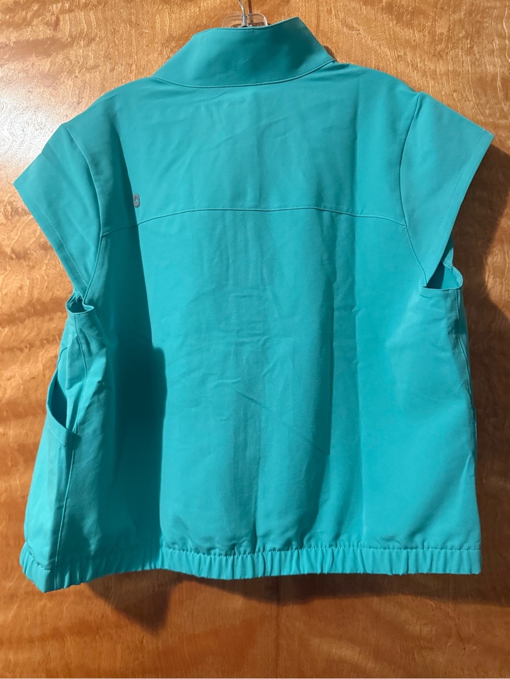 Figs Lomita scrub top. Surgical green. NWT - Picture 3 of 4